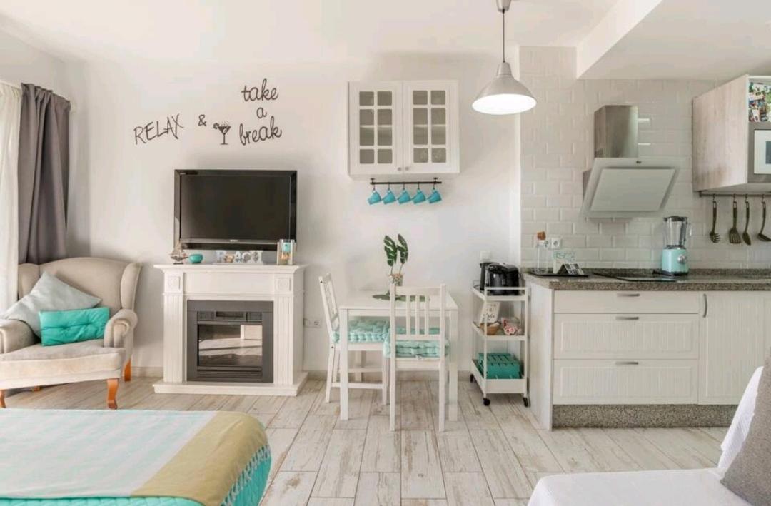 Estudio Deluxe Benalbeach Benalmádena Exterior foto